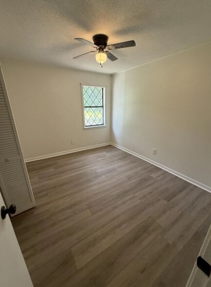 Building Photo - 119 Road 1252