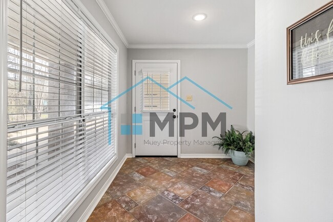 Building Photo - 212 LA-144