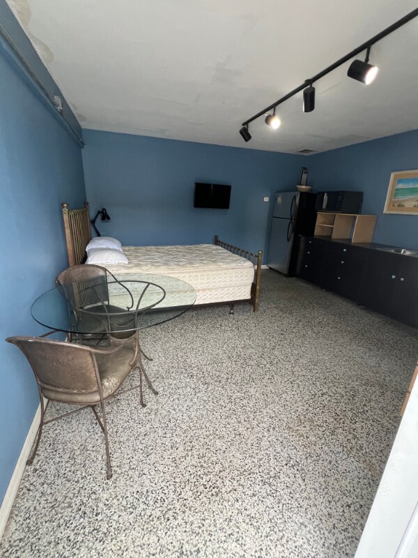 Primary Photo - 959 N Lime Ave