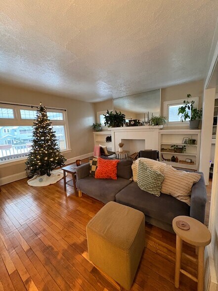 Building Photo - 2172 Edgewood Rd