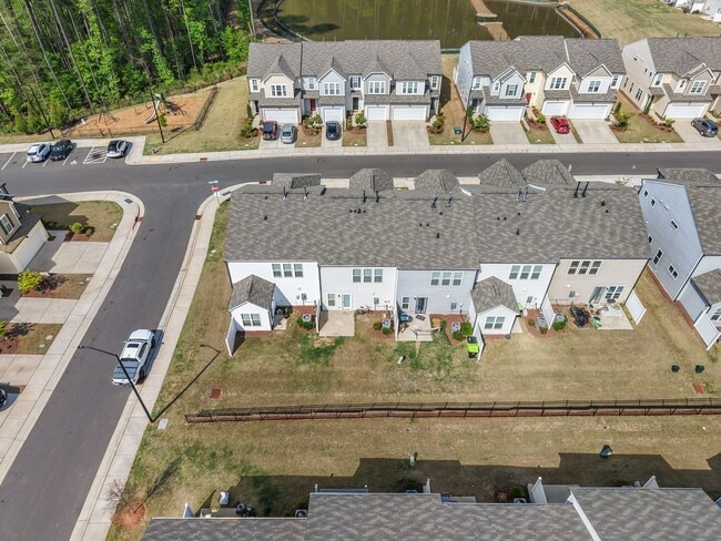 Building Photo - 1631 Glacier Dr