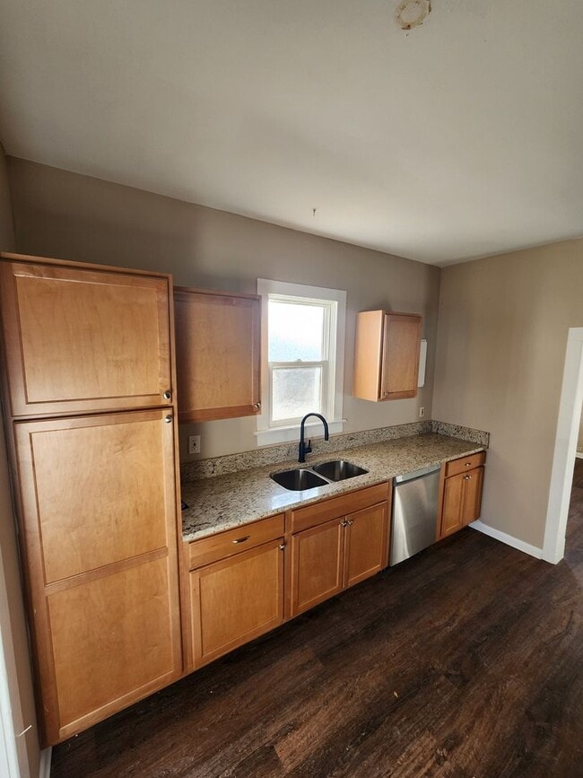 Building Photo - Boulder Open Space House