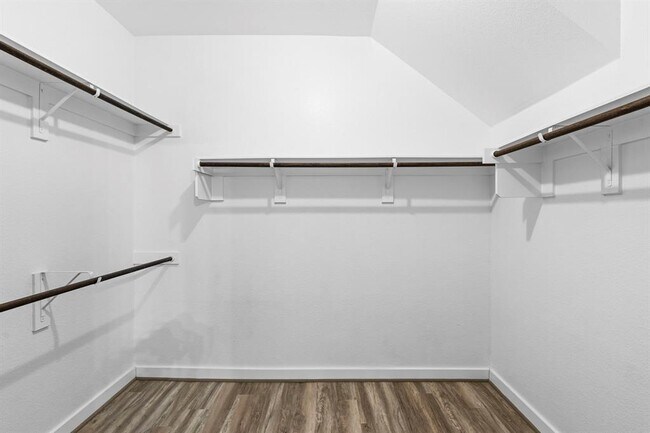 Building Photo - 17200 Leafroller Dr