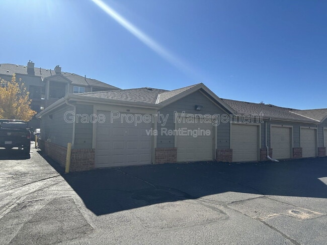 Building Photo - 12764 Ironstone Way