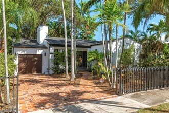 Building Photo - 751 NE 80th St