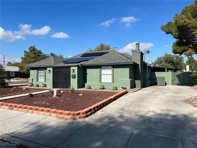 Primary Photo - 1001 Griffith Ave
