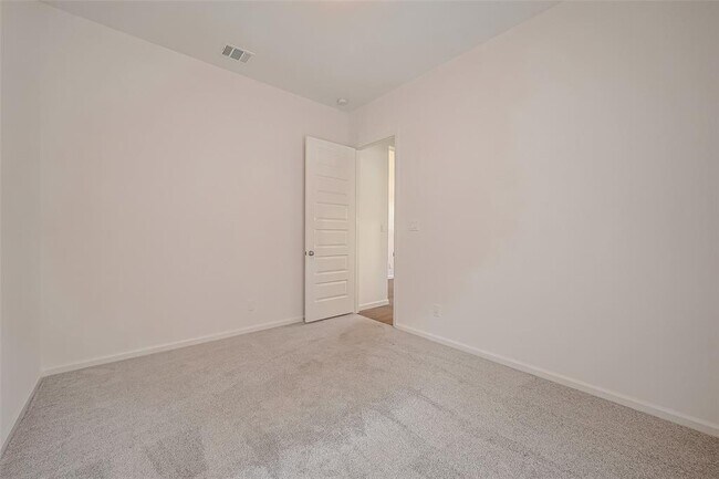 Building Photo - 4826 Joplin St