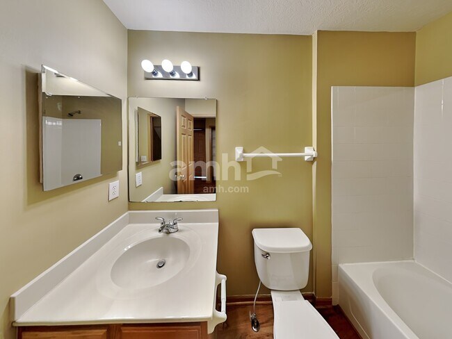 Building Photo - 2395 Featherwood Drive
