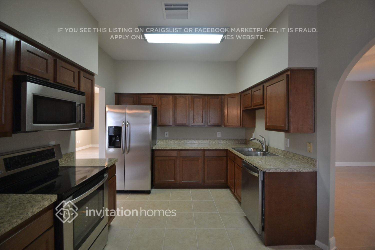 Building Photo - 11224 Moonvalley Way