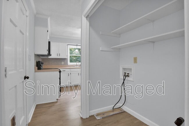 Building Photo - 7709 Scottsdale Dr
