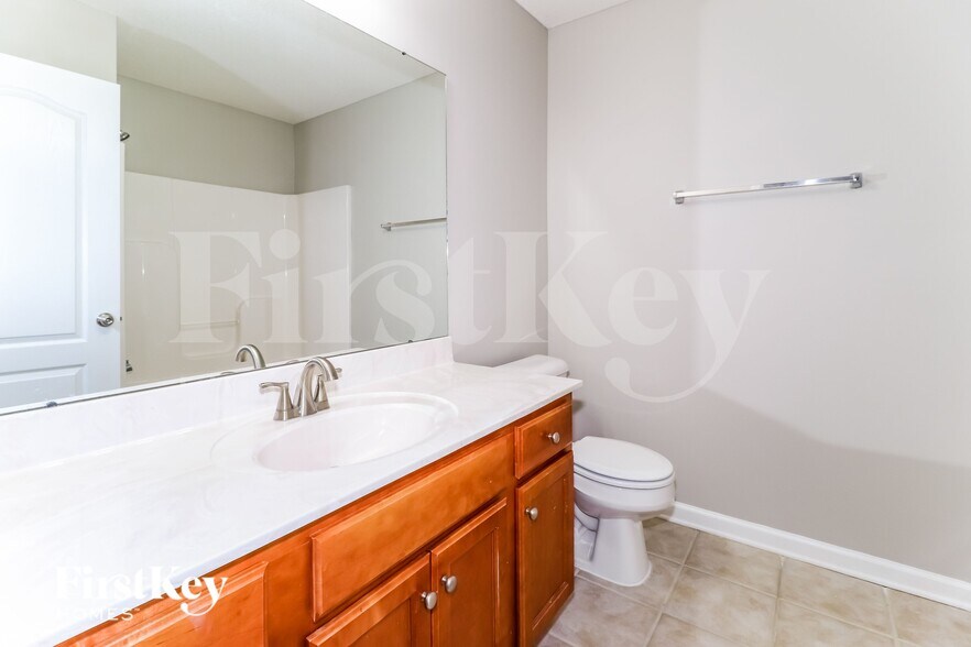 Building Photo - 5155 ZACHARY RUN Cove