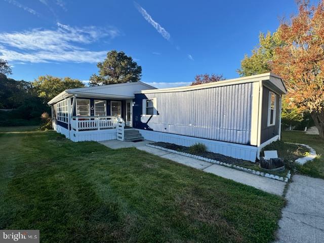 Building Photo - 17236 Pine Water