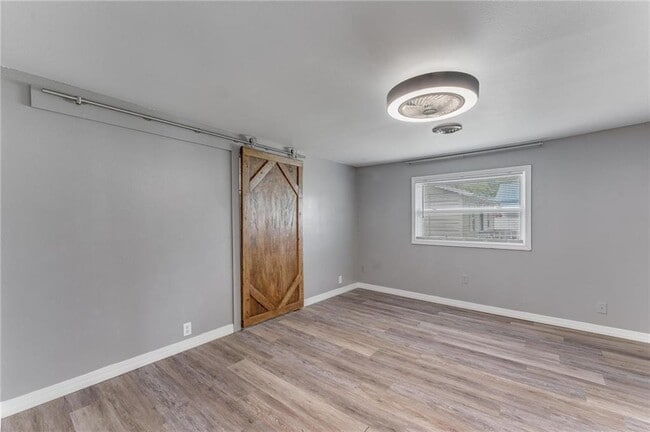 Building Photo - 301 Melton Dr
