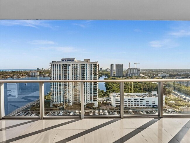 Building Photo - 17301 Biscayne Blvd