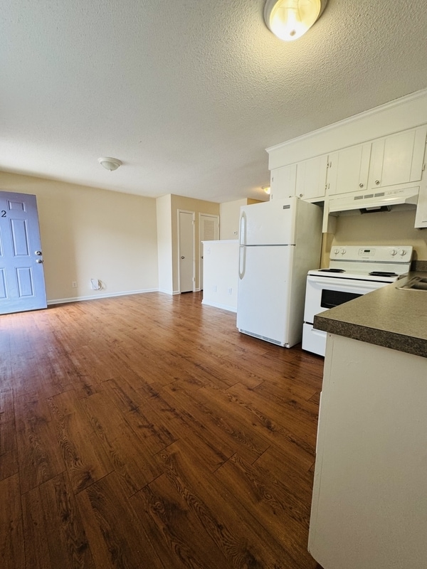 Building Photo - 3020 Adams Blvd