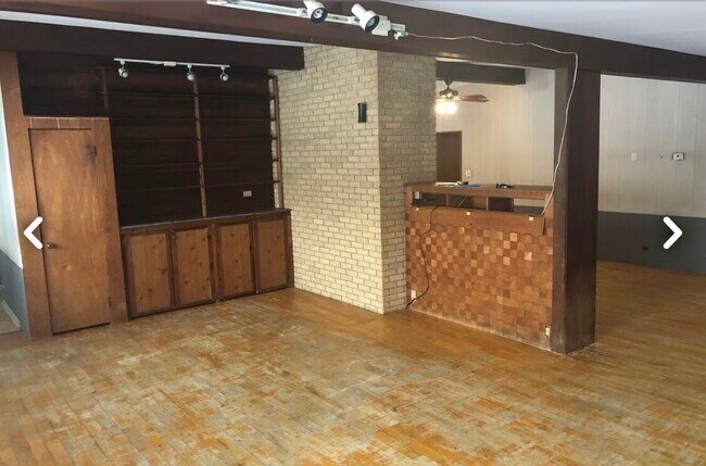 Building Photo - 16376 IL-173