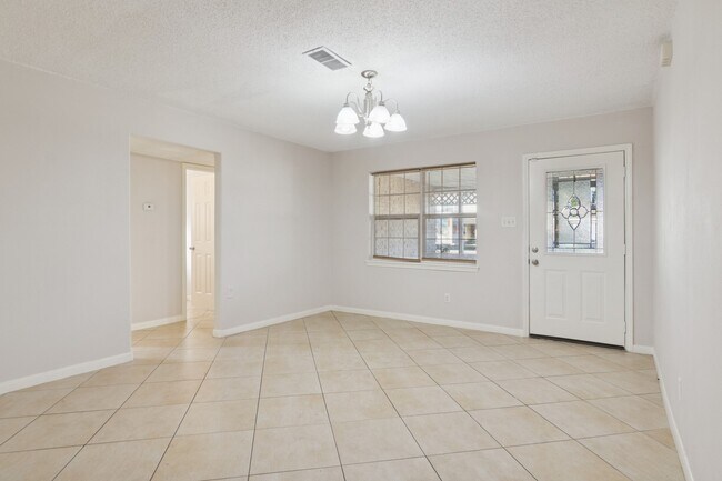 Building Photo - 1861 Dolphin Dr