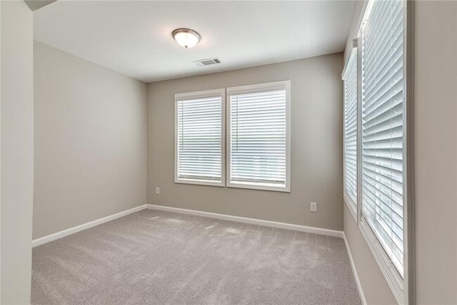 Building Photo - 554 Elm Bluff Way