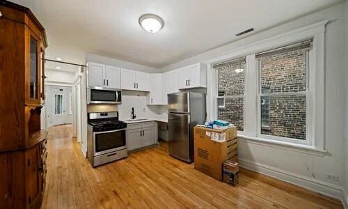 Primary Photo - 2325 W Rice St