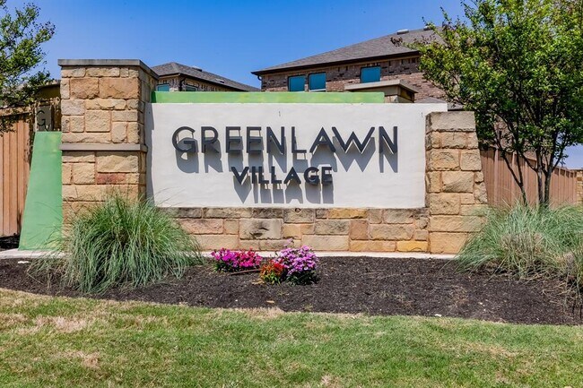 Building Photo - 2007 Fretboard St