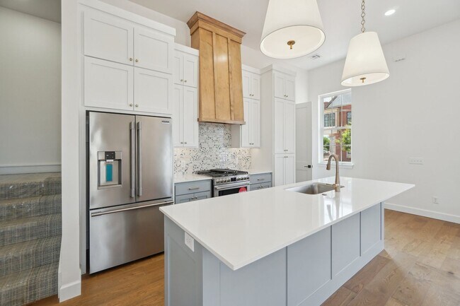 Building Photo - Classic Cape Cod Meets Modern Glam: Your D...