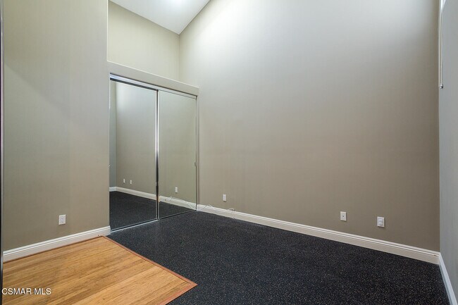 Building Photo - 3805 Mainsail Cir