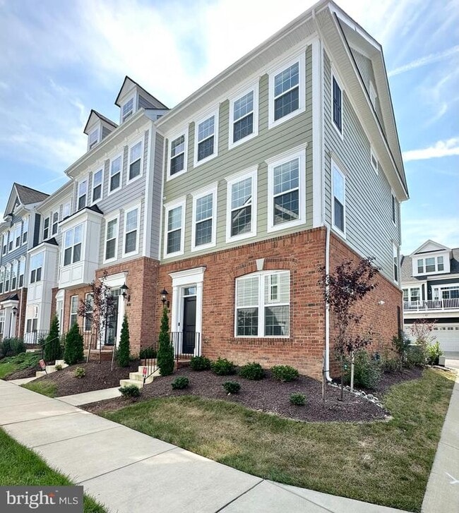 Building Photo - 395 Buckeye Cir