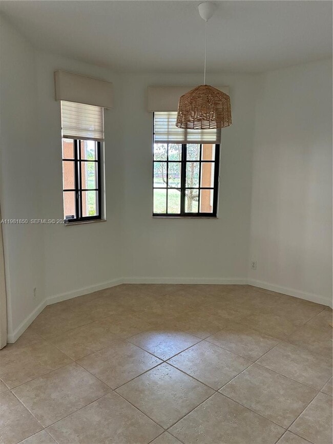 Building Photo - 2757 Center Ct Dr