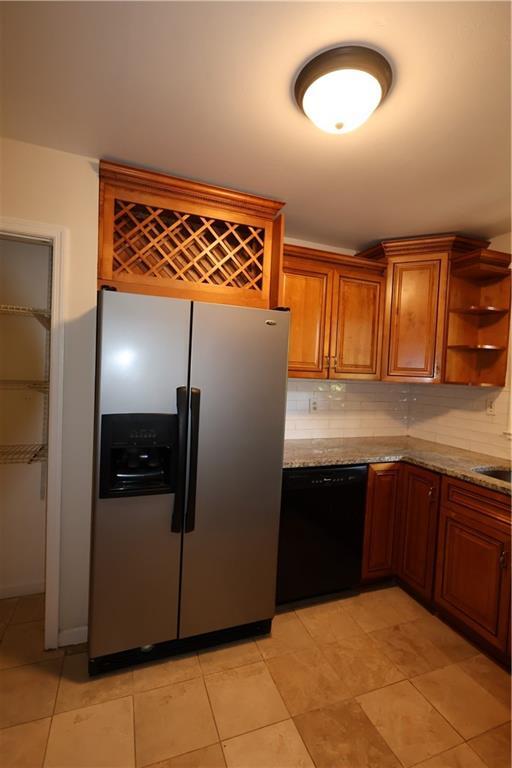 Building Photo - 1540 Alverado Way
