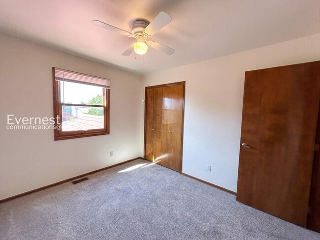 Building Photo - 4035 Thundercloud Dr