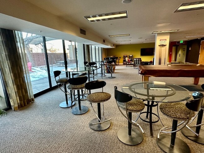 Building Photo - 1 Bedroom at Citywalk Downtown with Utilities Included!!