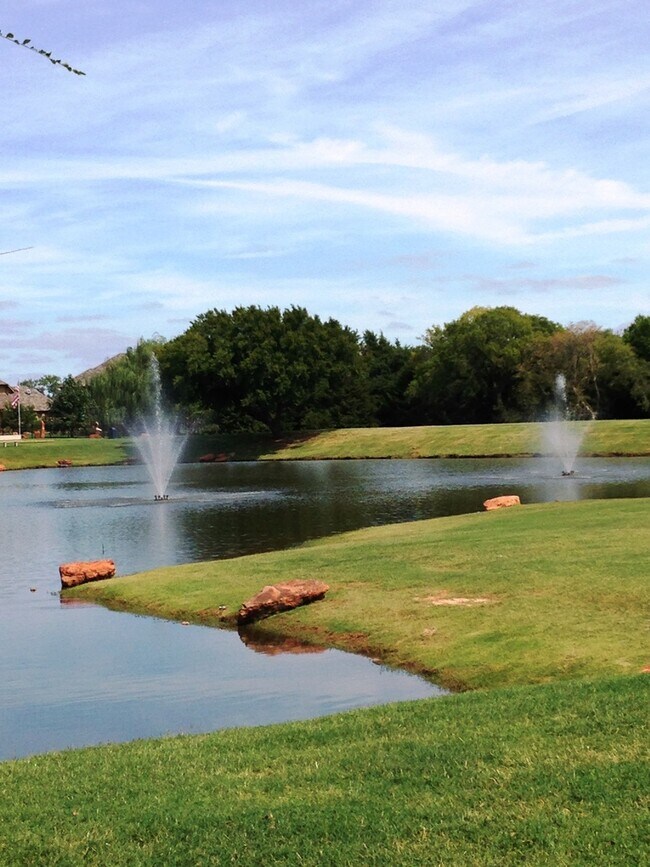 Building Photo - Fenwick Garden Village + Gated Community i...