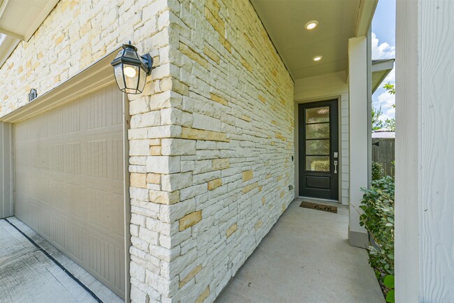 Building Photo - 547 Bristol Tide Ct