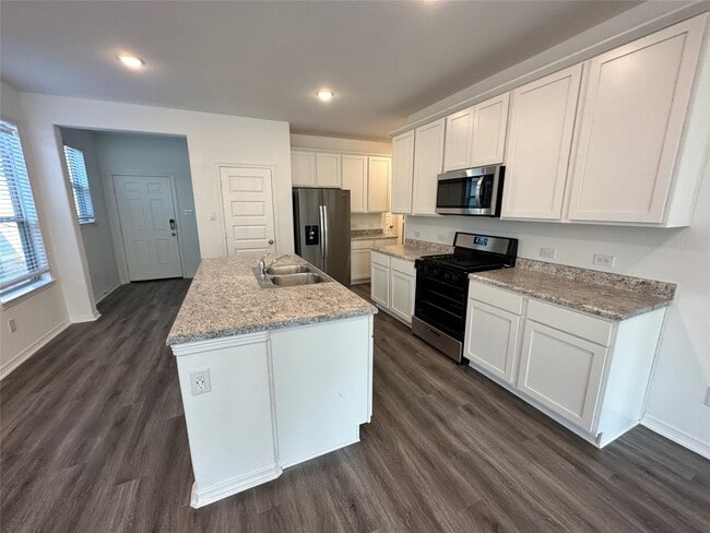 Building Photo - 16622 Moss Ln