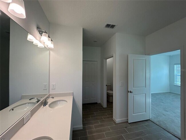 Building Photo - 12419 NW 139th Dr