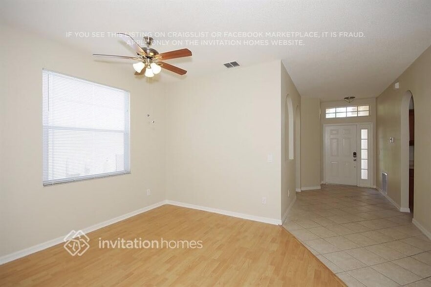 Building Photo - 5011 Bellthorn Dr