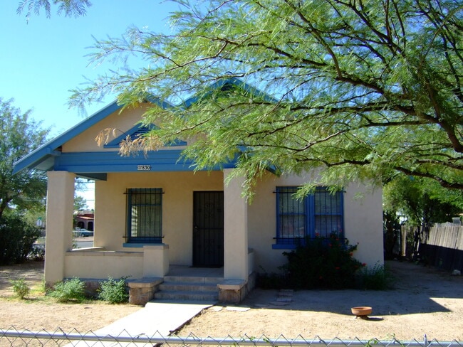 Building Photo - 830 S 3rd Ave