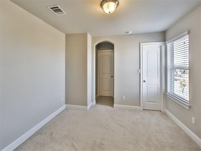 Building Photo - 15601 Cabrillo Way