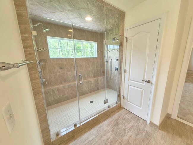Building Photo - 15 Sweet William Dr
