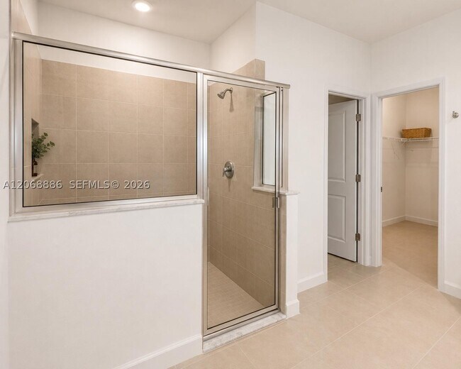 Building Photo - 10699 Wilgrove 10699