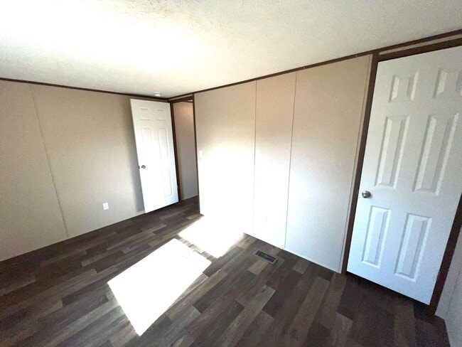 Building Photo - Calhoun Park Lot C9