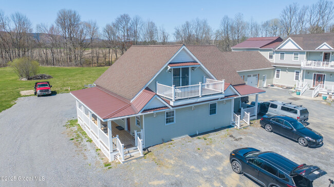 Building Photo - 298 Wilton Gansevoort Rd