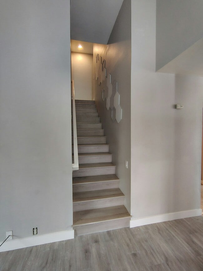Building Photo - 10805 Caravelle Pl