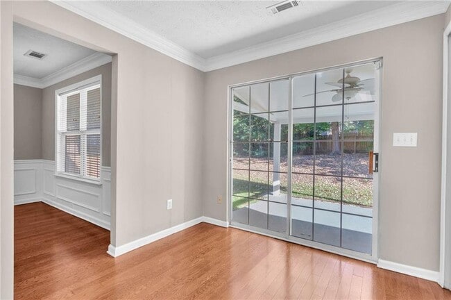 Building Photo - 1045 Arborhill Ln