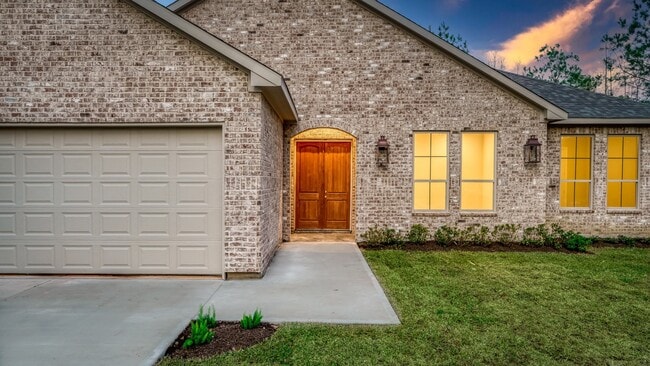 Building Photo - 12110 S Tara Plantation Dr