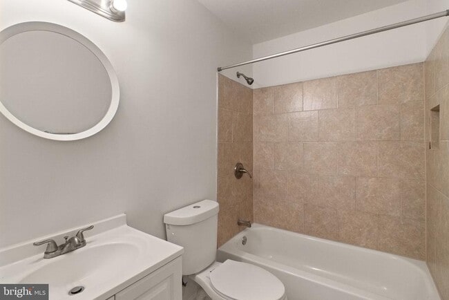 Building Photo - 14090 Kramer Pl