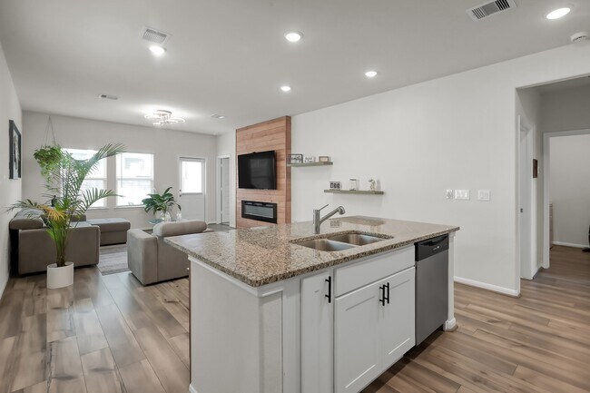 Building Photo - 8316 Bristlecone Pne Wy