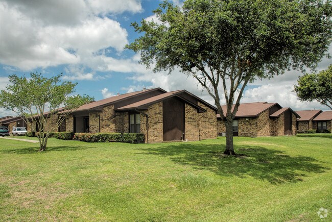 Primary Photo - Orchard Park Apartments