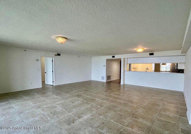 Building Photo - 3740 Ocean Beach Blvd