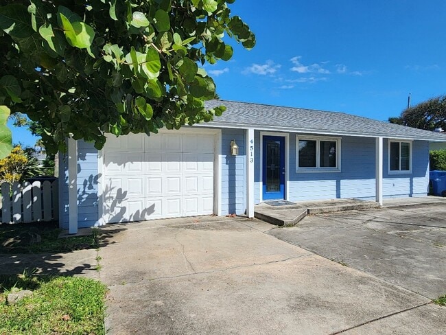 Building Photo - Beachside Getaway 2 Bedroom 1 Bath Home